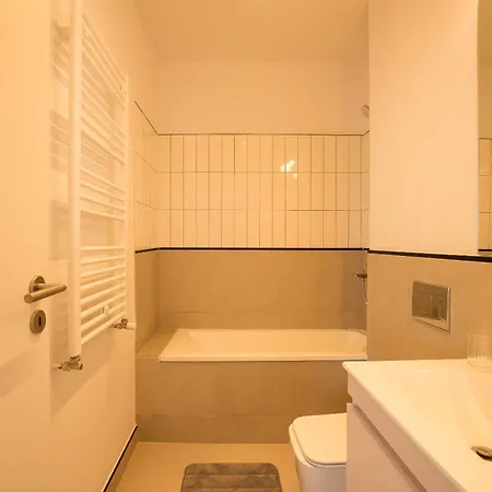Appartement Marble Heights - Luxury 1br With Parking & Balcony *
