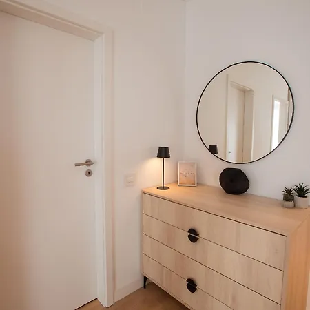 Apartmán Marble Heights - Luxury 1br With Parking & Balcony
